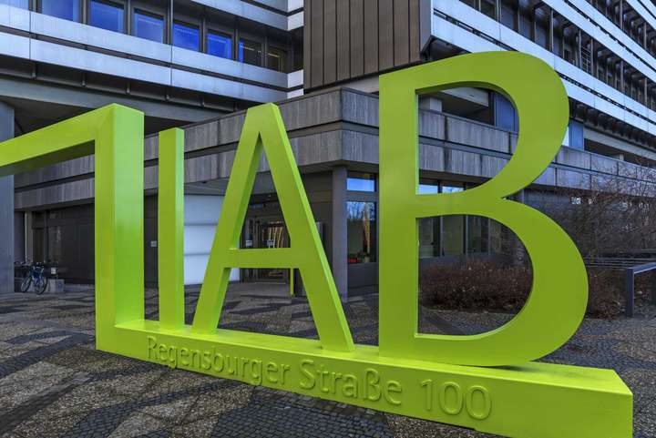 Forscher schlägt neues Anreizmodell für längeres Arbeiten vor