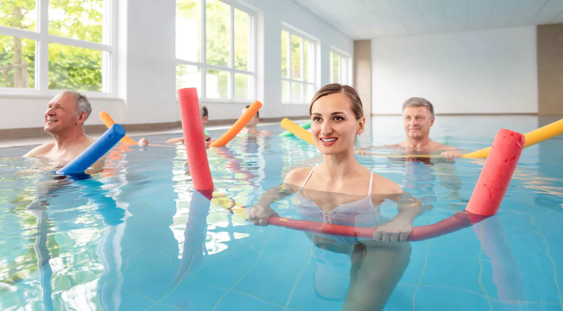 Reha-Patienten in Hallenschwimmbad. Bild: IMAGO / Panthermedia / Arne Trautmann Beschreibung: Reha-Patienten in Hallenschwimmbad. Bild: IMAGO / Panthermedia / Arne Trautmann