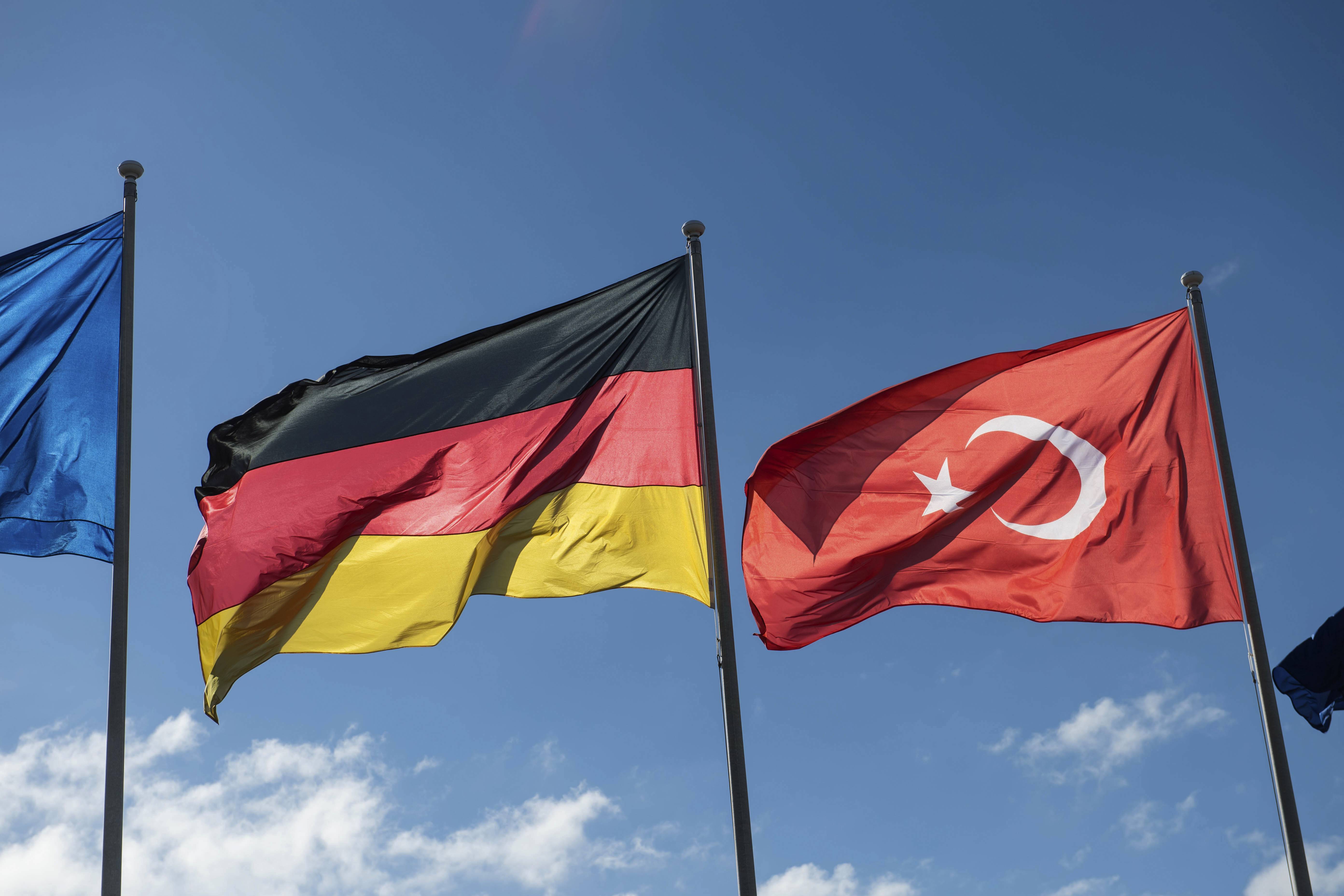 Deutsche und Türkische Rentenversicherung beraten in Hannover Deutsche und Türkische Rentenversicherung beraten in Hannover